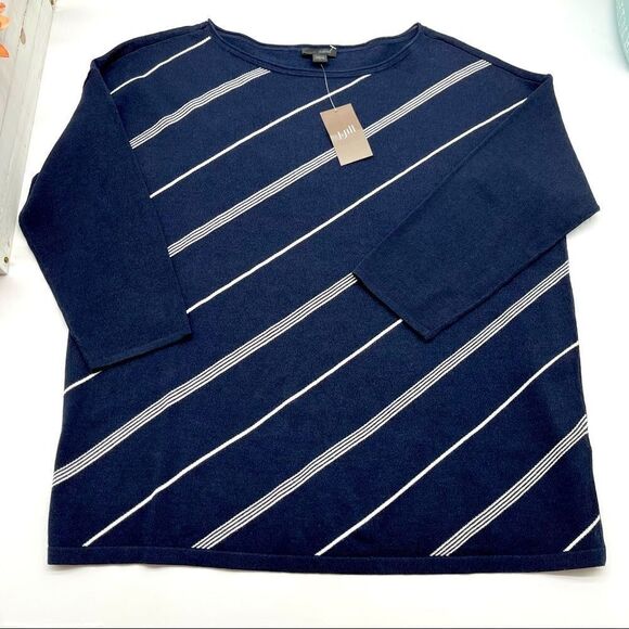 NWT J. Jill Navy/Cream Diagonal Stripe Crew Neck Top Size Small - Picture 2 of 11
